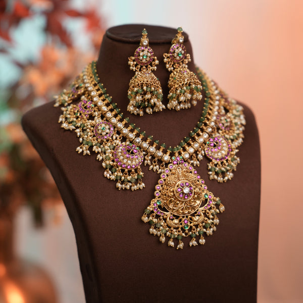 Kundan Neck Set 110839