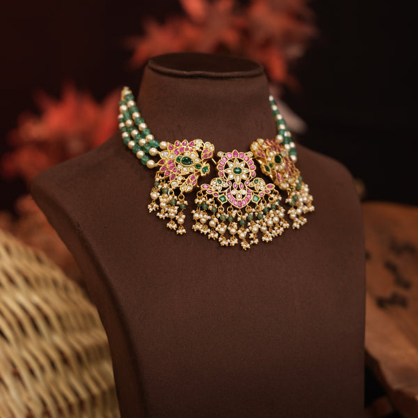 Kundan Neck Set 110885