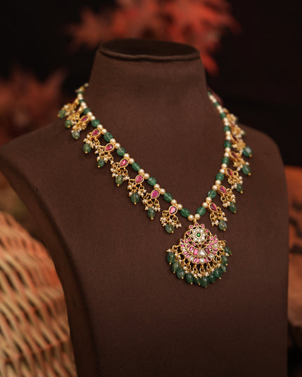 Kundan Neck Set 110891