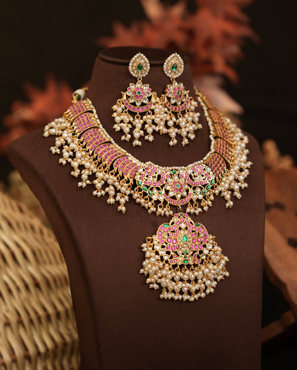 Kundan Neck Set 110908