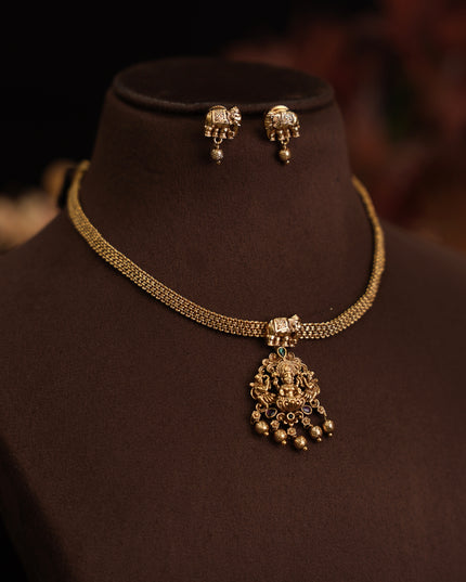 Antique Neck Set 110990