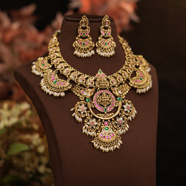 Kundan Neck Set 111010