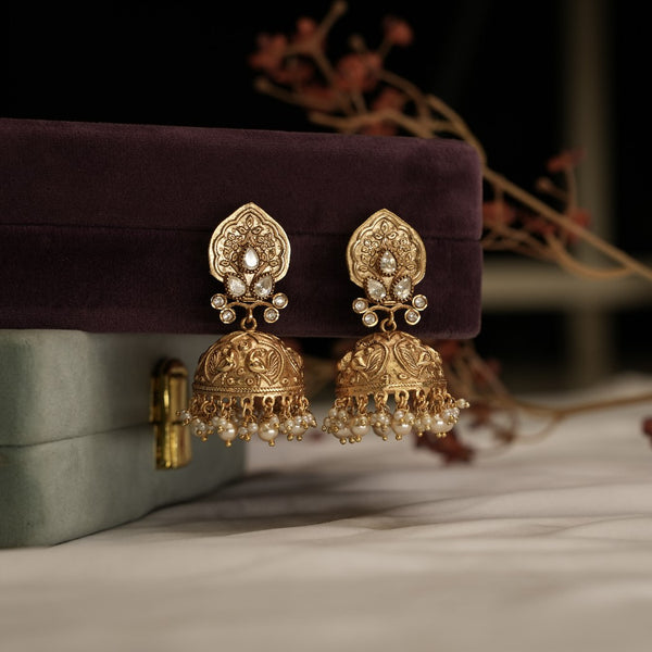 Antique Earrings 111034