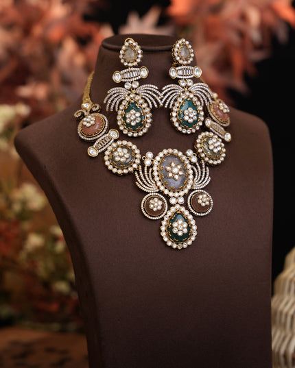 VICTORIAN Neck Set 111092