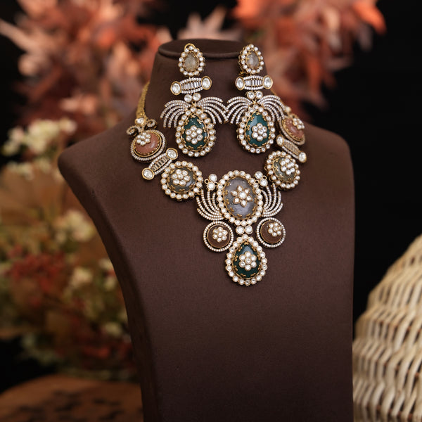 VICTORIAN Neck Set 111092