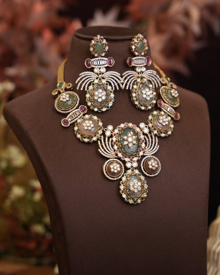 VICTORIAN Neck Set 111092