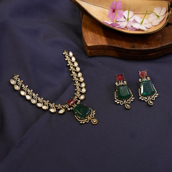 Victorian Necksets 111142