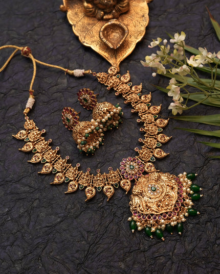 Antique NeckSet 111257