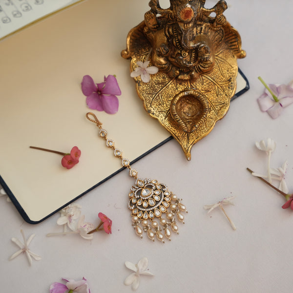 Moissanite Tikka/111303