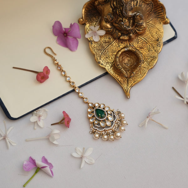 Moissanite Tikka 111304