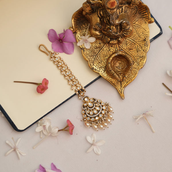 Moissanite Tikka 111304