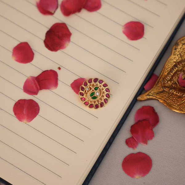 Kundan Lockets 111308