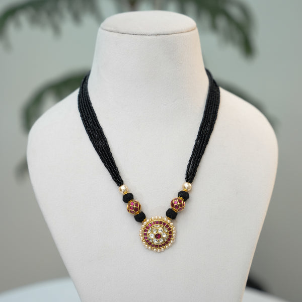Black Beads Neckset 111341