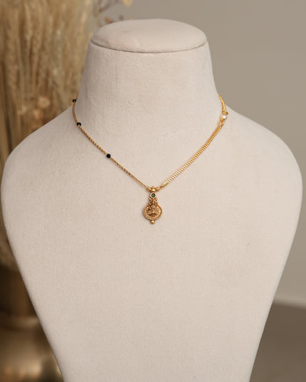 Black Beads NeckSet 111425
