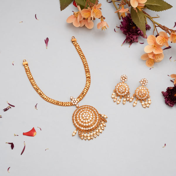 Antique Neck Set 111484