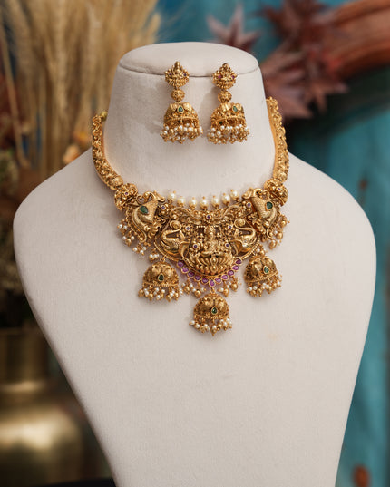 Antique Neck Set 111582