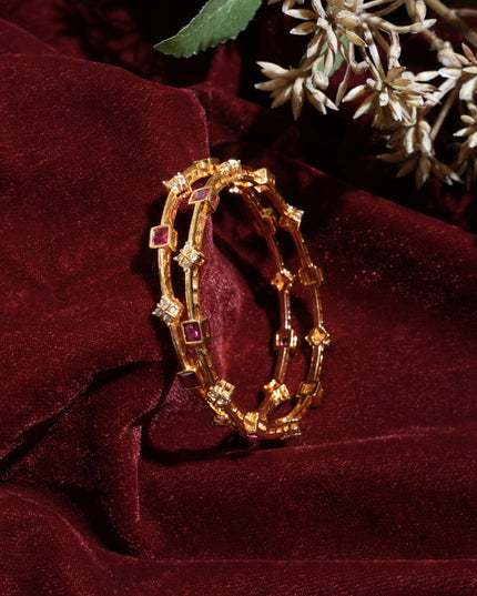 Antique Bangles 111657