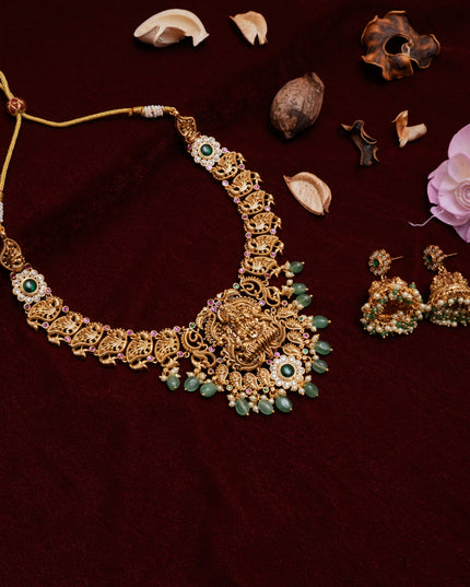 Antique Neck Set 111747