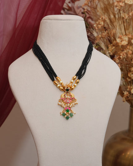 Kundan Black Beads 111807