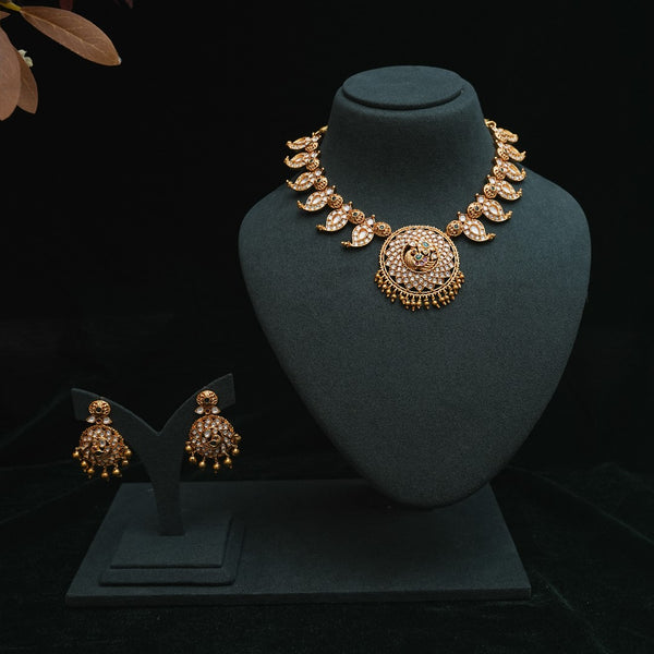 Kundan Neck Set 111841