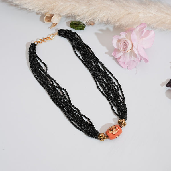 Black Beads 111982