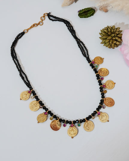 Black Beads 111985