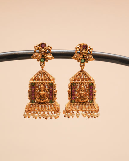Antique Earrings 112066
