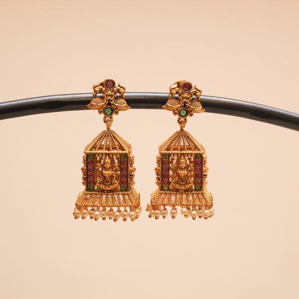 Antique Earrings 112066