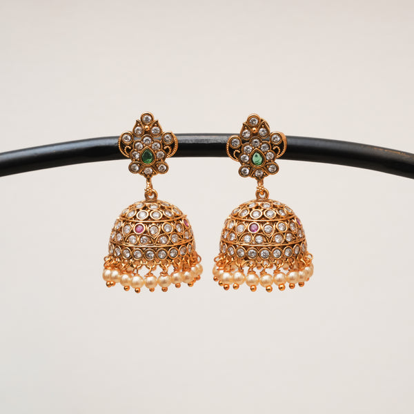 Antique Earrings 112067