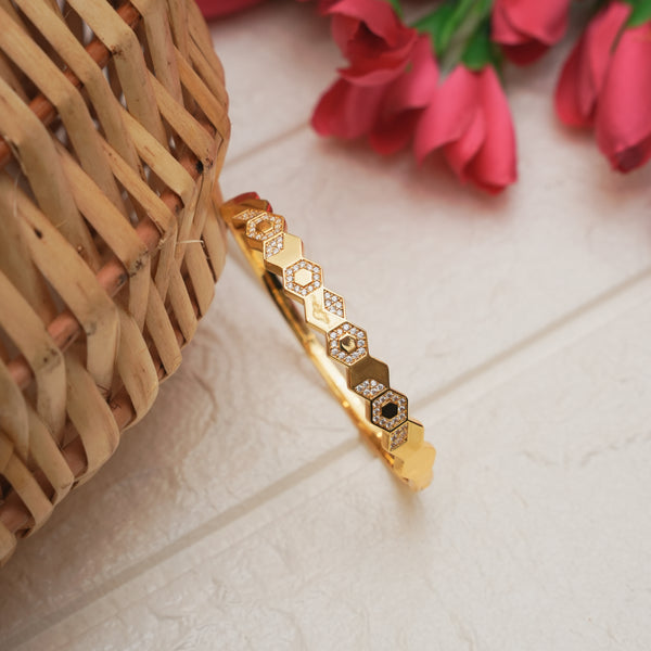Kada 112243
