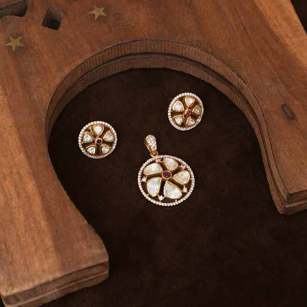 Moissanite Pendent set  112549