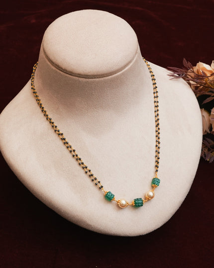 92.5 Black beads 112570