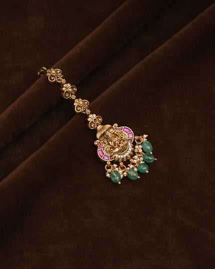 Kundan Tikka 112618