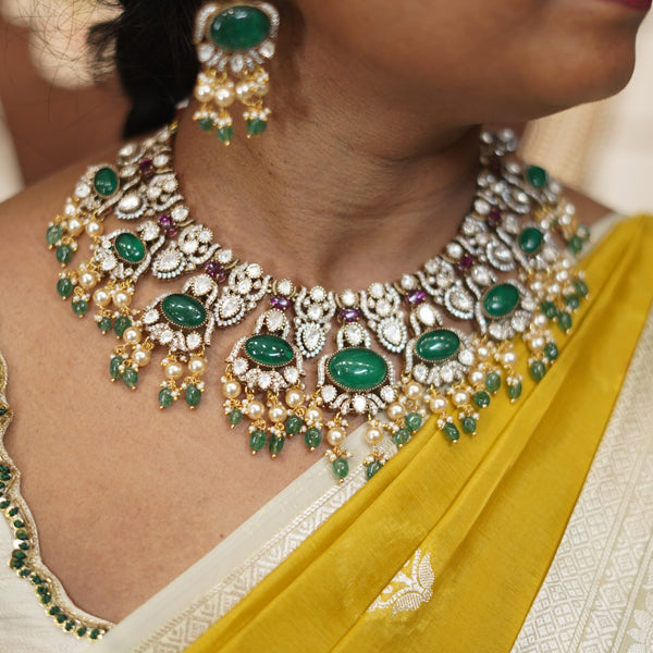 Victorian Neck Set 110465