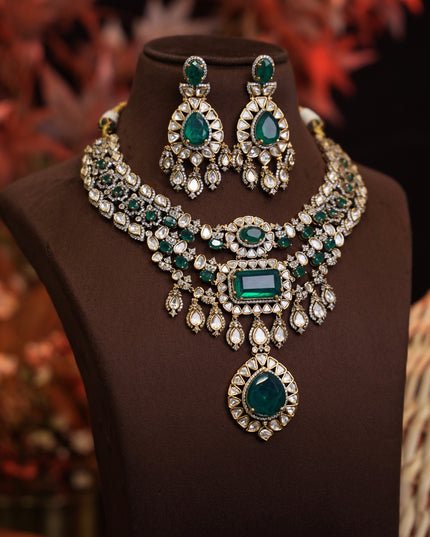 VICTORIAN Neck Set 111036