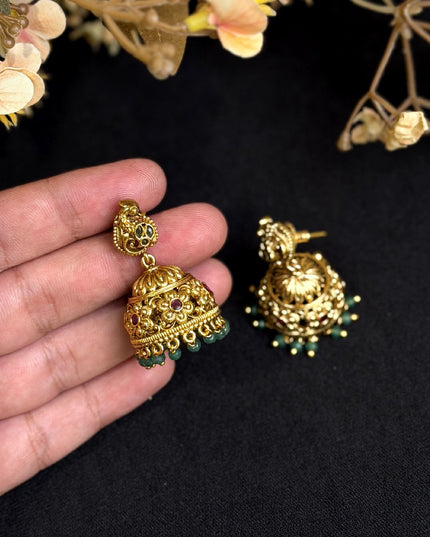 Antique Earrings 110688