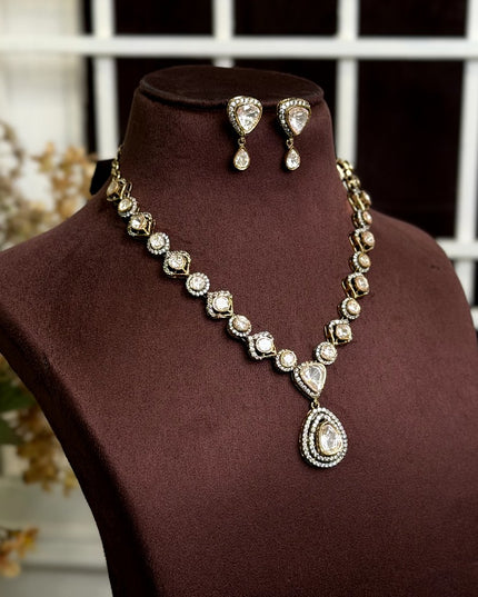 Moissanite Neck Set 110702