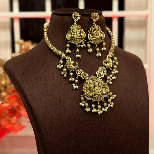 Antique Neck set 110735