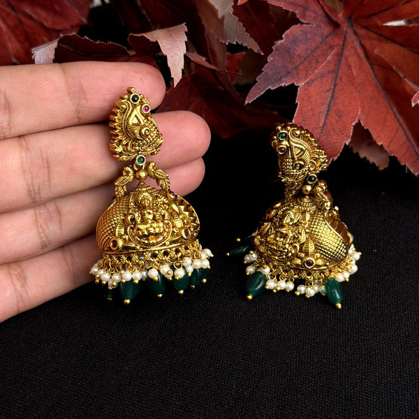 Antique Earrings 110737