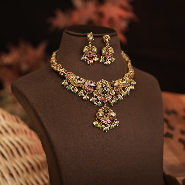 Kundan Neck Set 110886