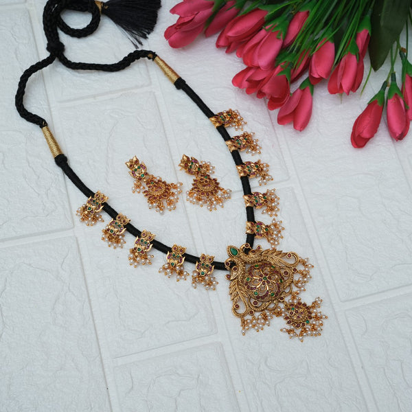 Black Thread NeckSet  112282