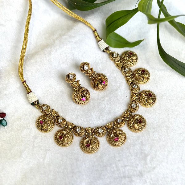 Antique Neck Set 110237