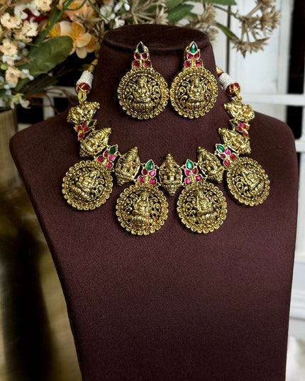 Kundan Neck Set 110132