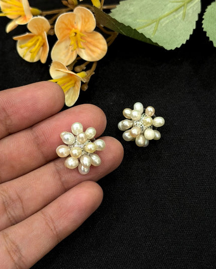 Earrings 110367