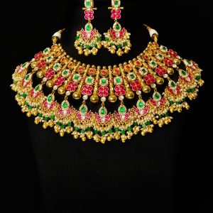 KUNDAN NECK SET